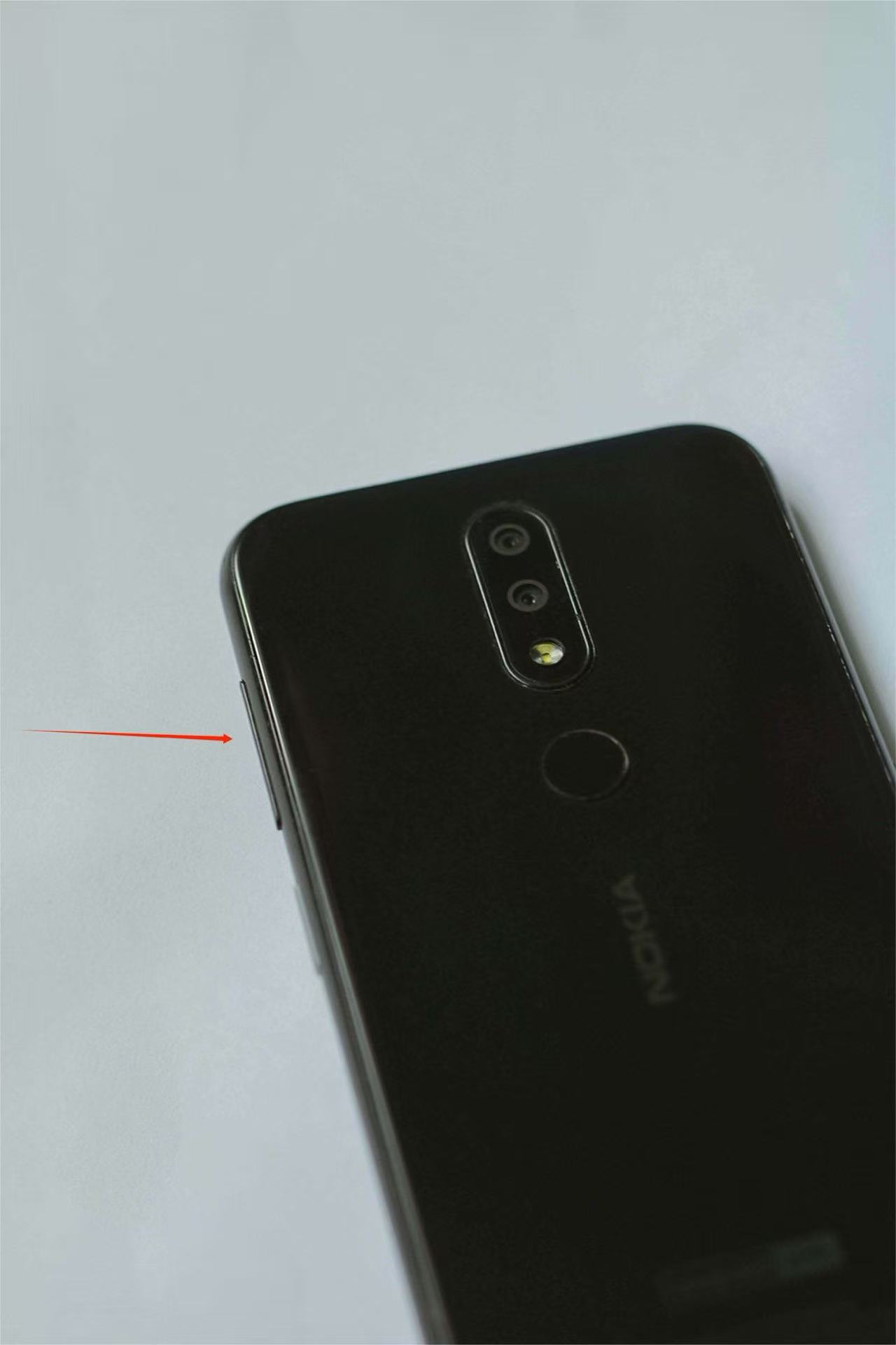 Pressione Botão Volume e Ligar/Desligar