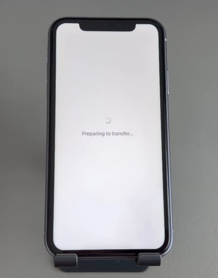iPhone stuck on the Transferring Data screen during migration
