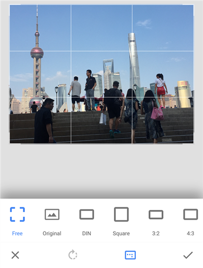 Crop a Photo in Snapseed
