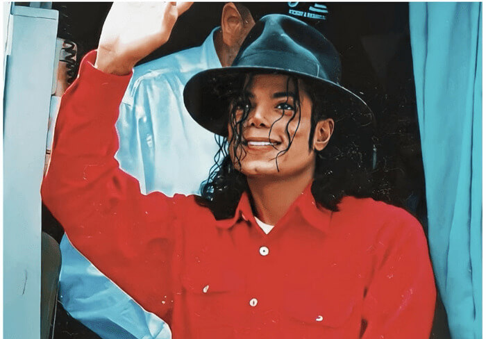 Michael Jackson Waving His Hand