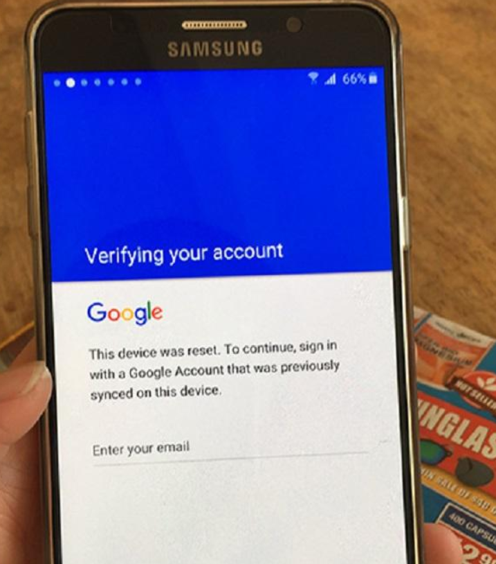 Pantalla Verify your account después de restablecer un Samsung con FRP activado