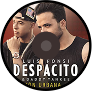 Dos hombres con camisas negras