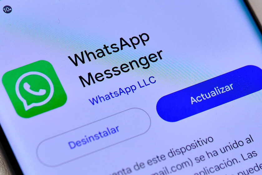 Visita la App Store para actualizar o reinstalar Whatsapp