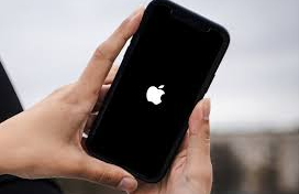 Por qué mi iPhone no prende solo sale la manzana y se apaga