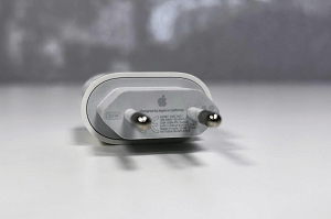 Chargeur produit par Apple