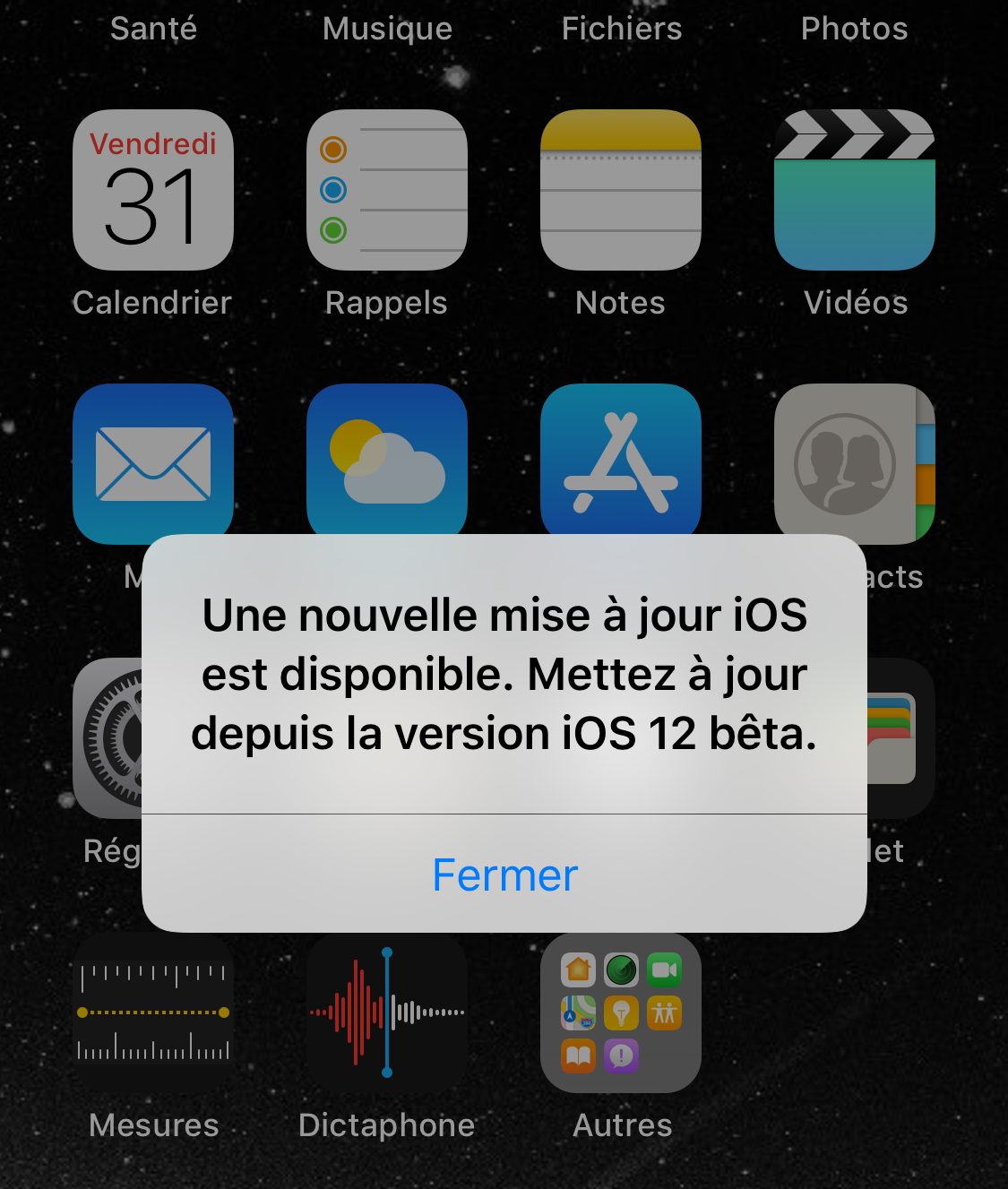 Pop-up proposant une mise à jour iOS 12/12.1.1