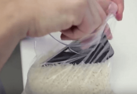 Sécher iPhone endommagé avec du riz ou de la silice