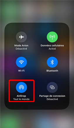 Activation d’AirDrop sur iPhone - étape 1