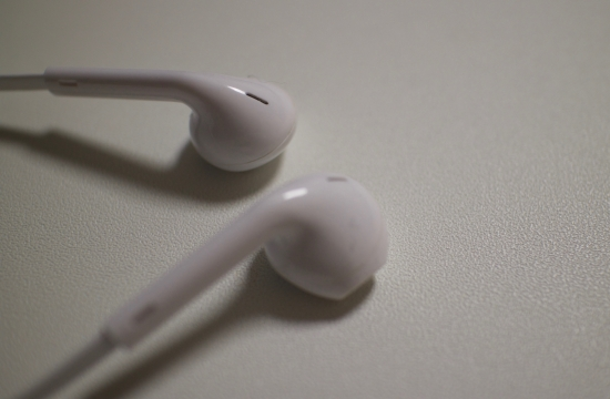 iPhone SEからPCに音楽を入れる